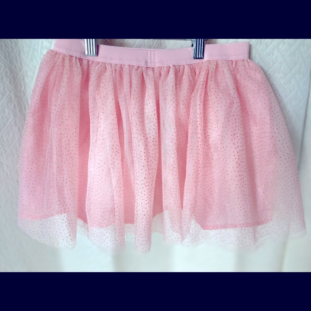 Light pink Tutu with Gold dots, size 7-8